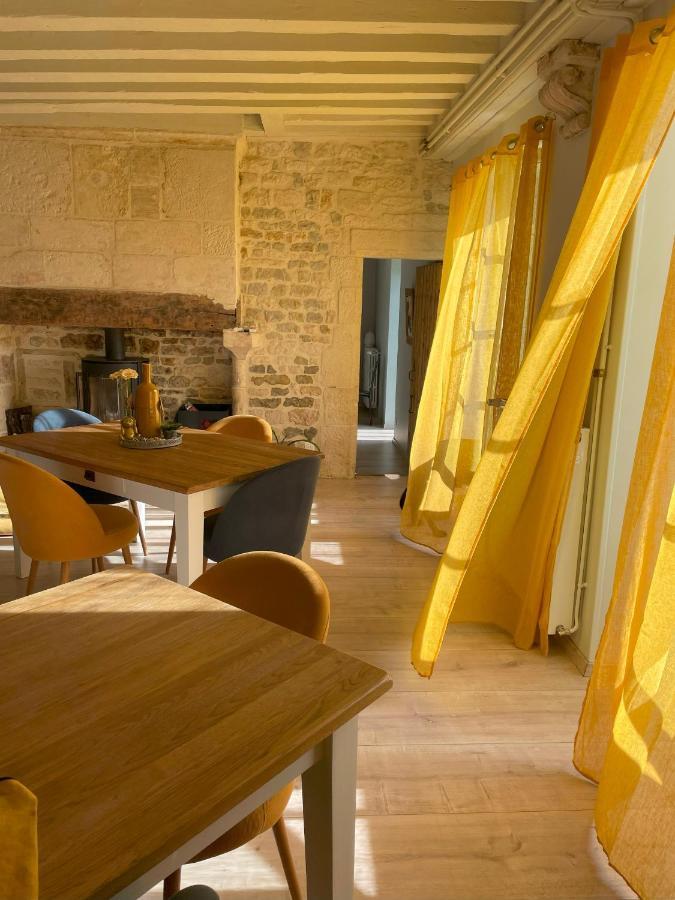 Bed and Breakfast Logis De Pierre Levee Bessines Exterior foto